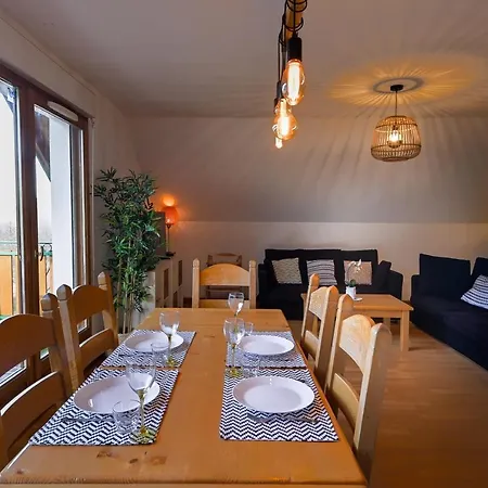 The Fee Close To The Golf Course And 5 Minutes From The Holiday home